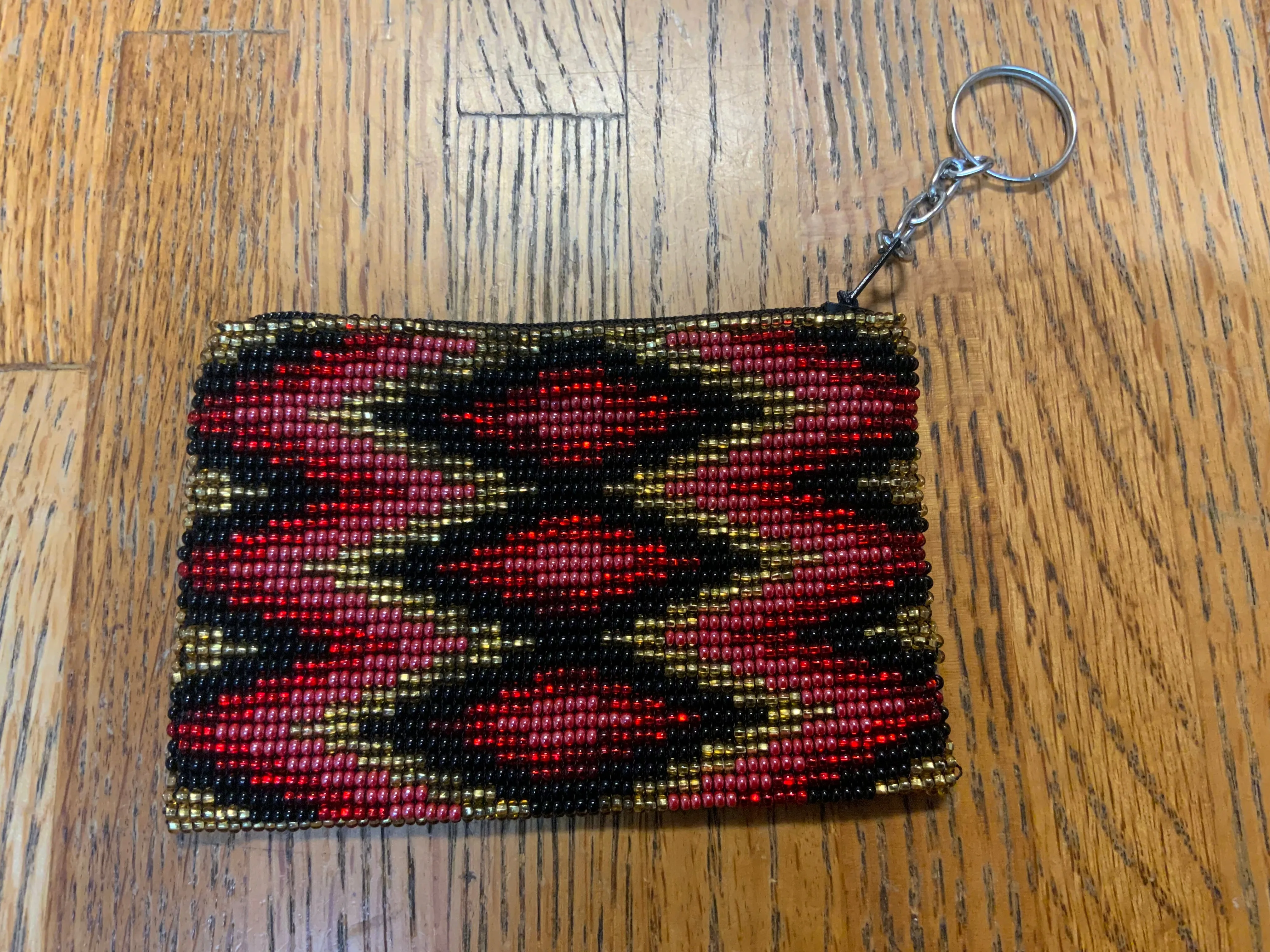 Guatemalan handcrafted glass seed bead change purse with key ring.  BZ404