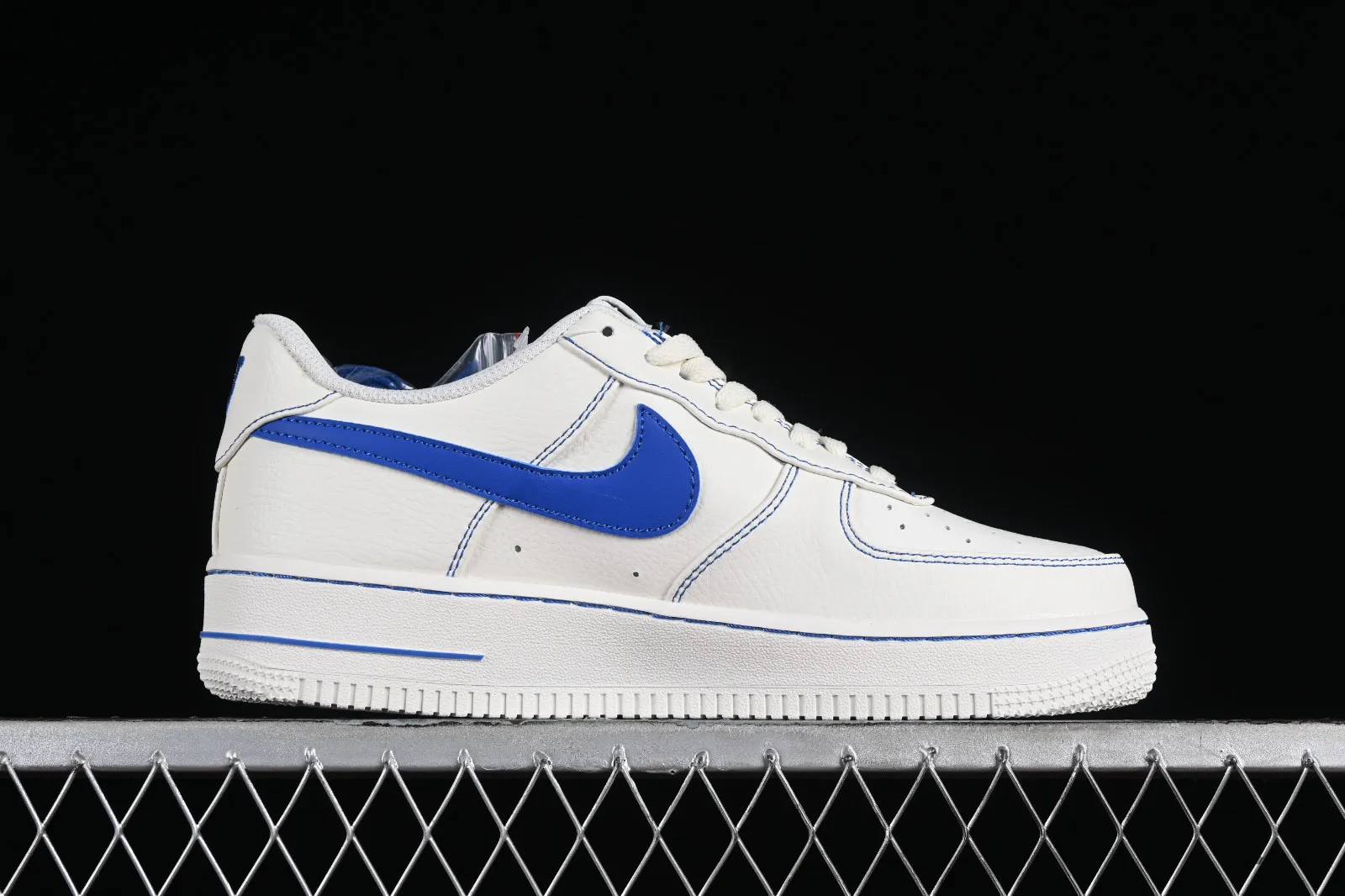 Vlone x Nike Air Force 1 07 Low White Blue AA5360-011