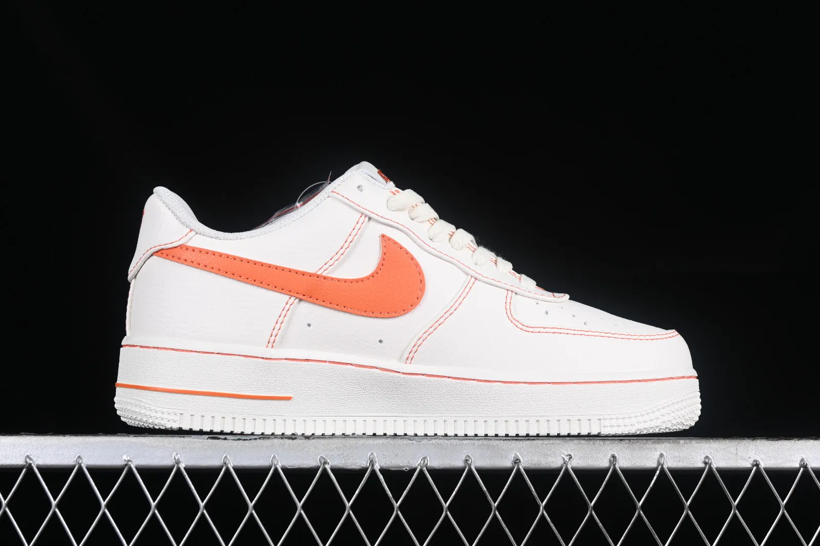 Vlone x Nike Air Force 1 07 Low White Orange AA5360-007