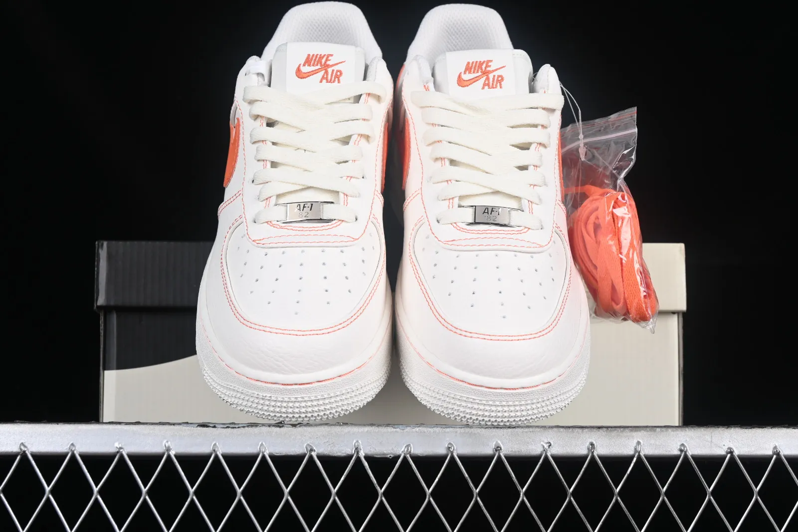 Vlone x Nike Air Force 1 07 Low White Orange AA5360-007