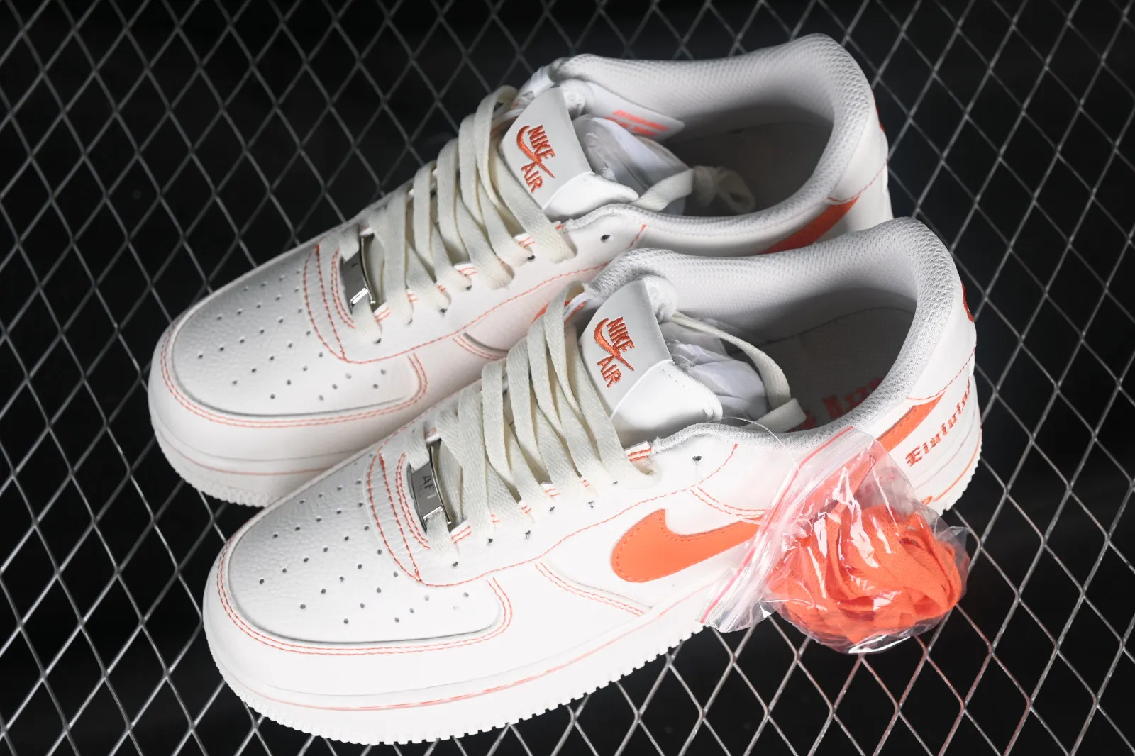 Vlone x Nike Air Force 1 07 Low White Orange AA5360-007