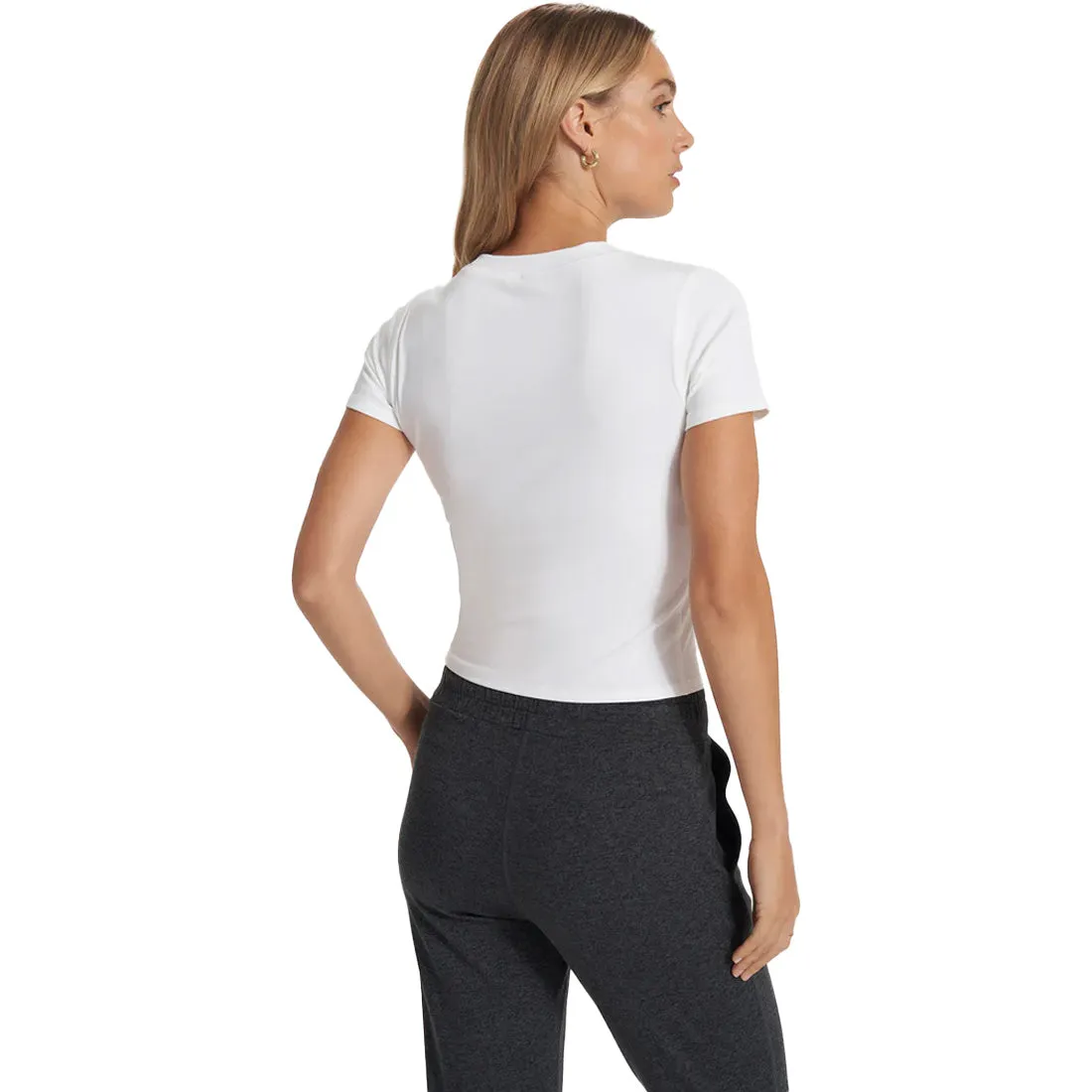 Vuori Pose Fitted Tee - Women's